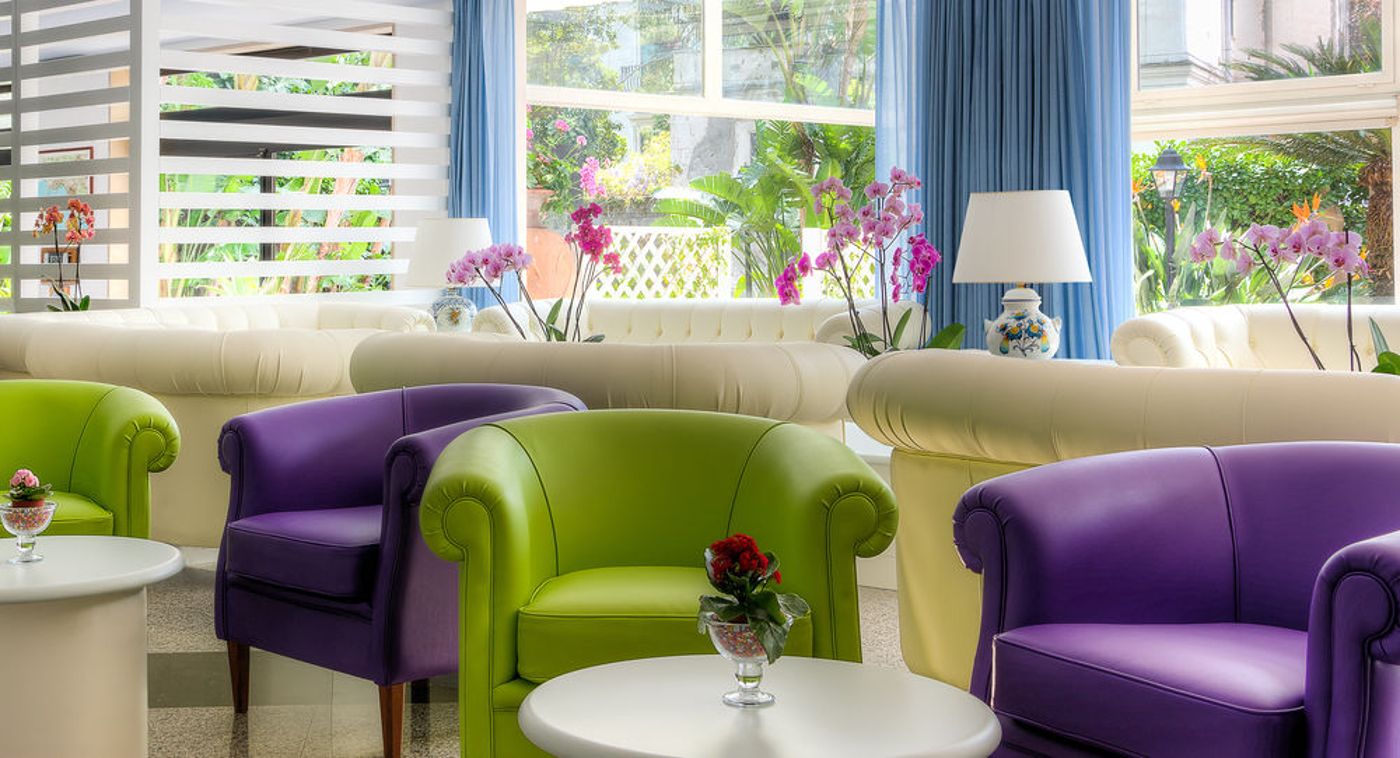 Hotel-Caravel-Lobby-37