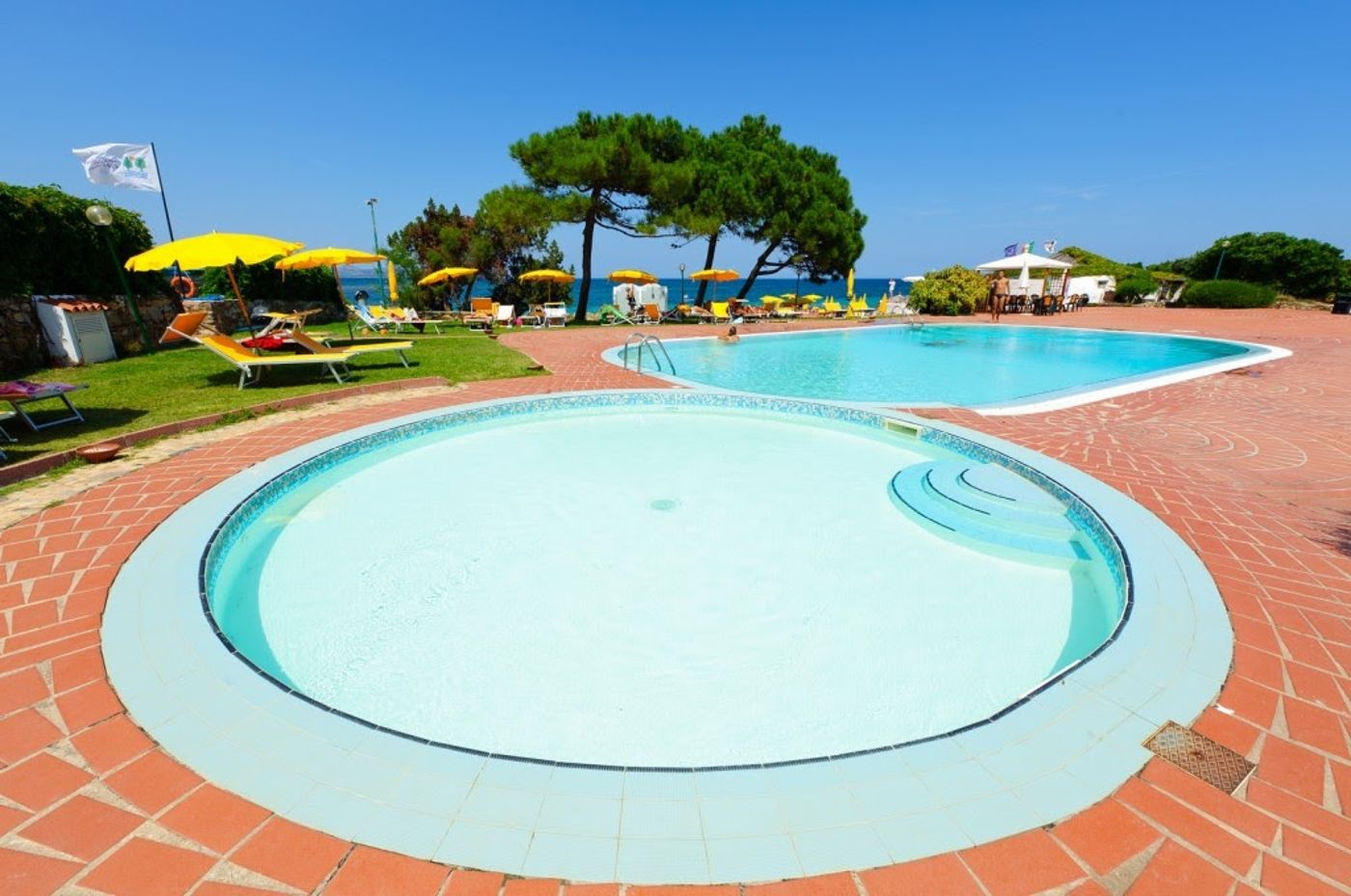 Bungalow Club Village