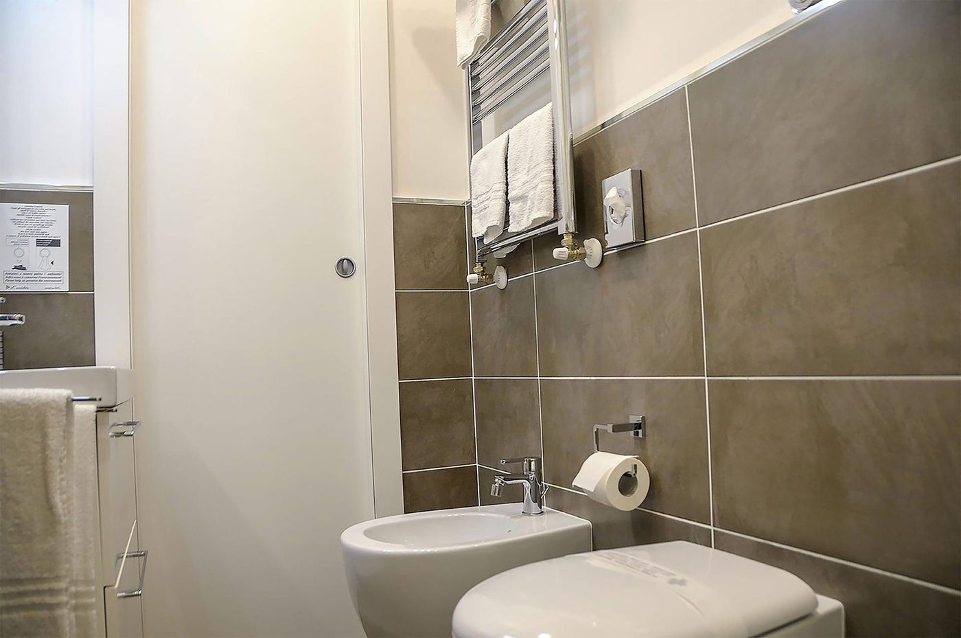 Roma-Vespahouse-Room-43