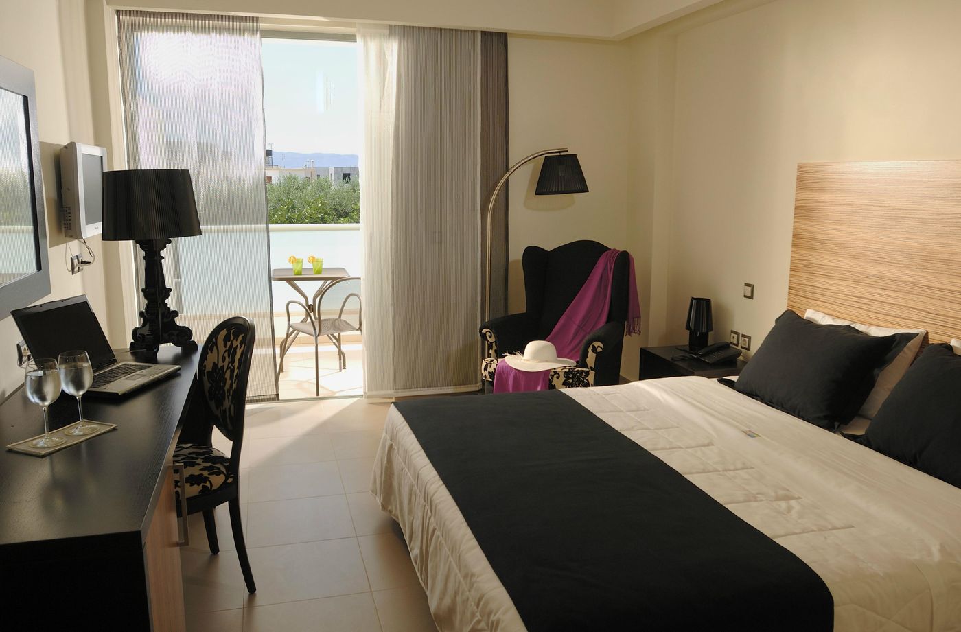 Angela-Suites-Boutique-Room-25