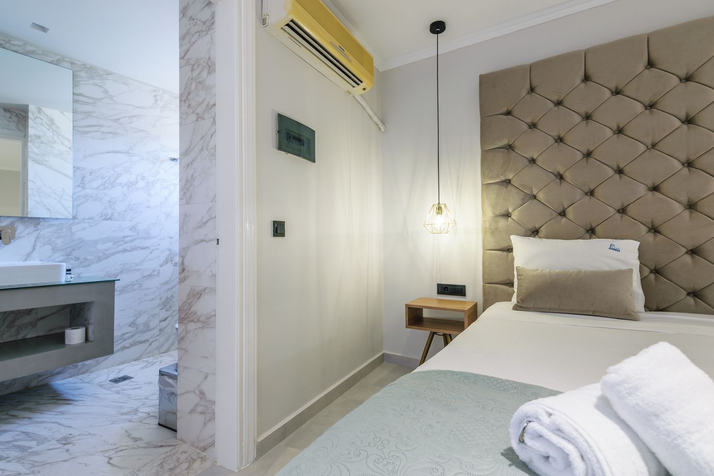 Plaza-Pallas-Room-11