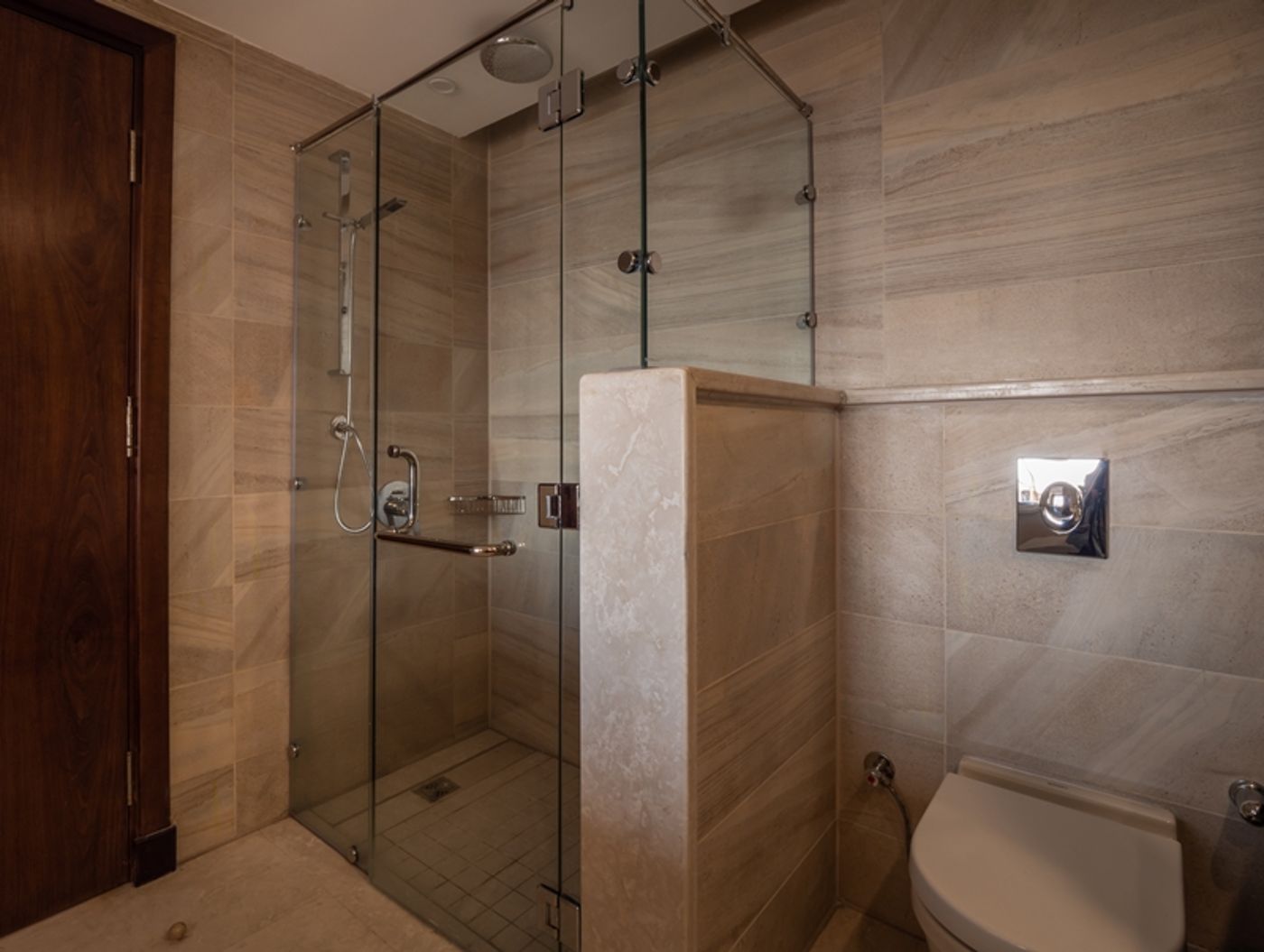 Serenity-Alma-ex--Serenity-Fun-City-Room-38