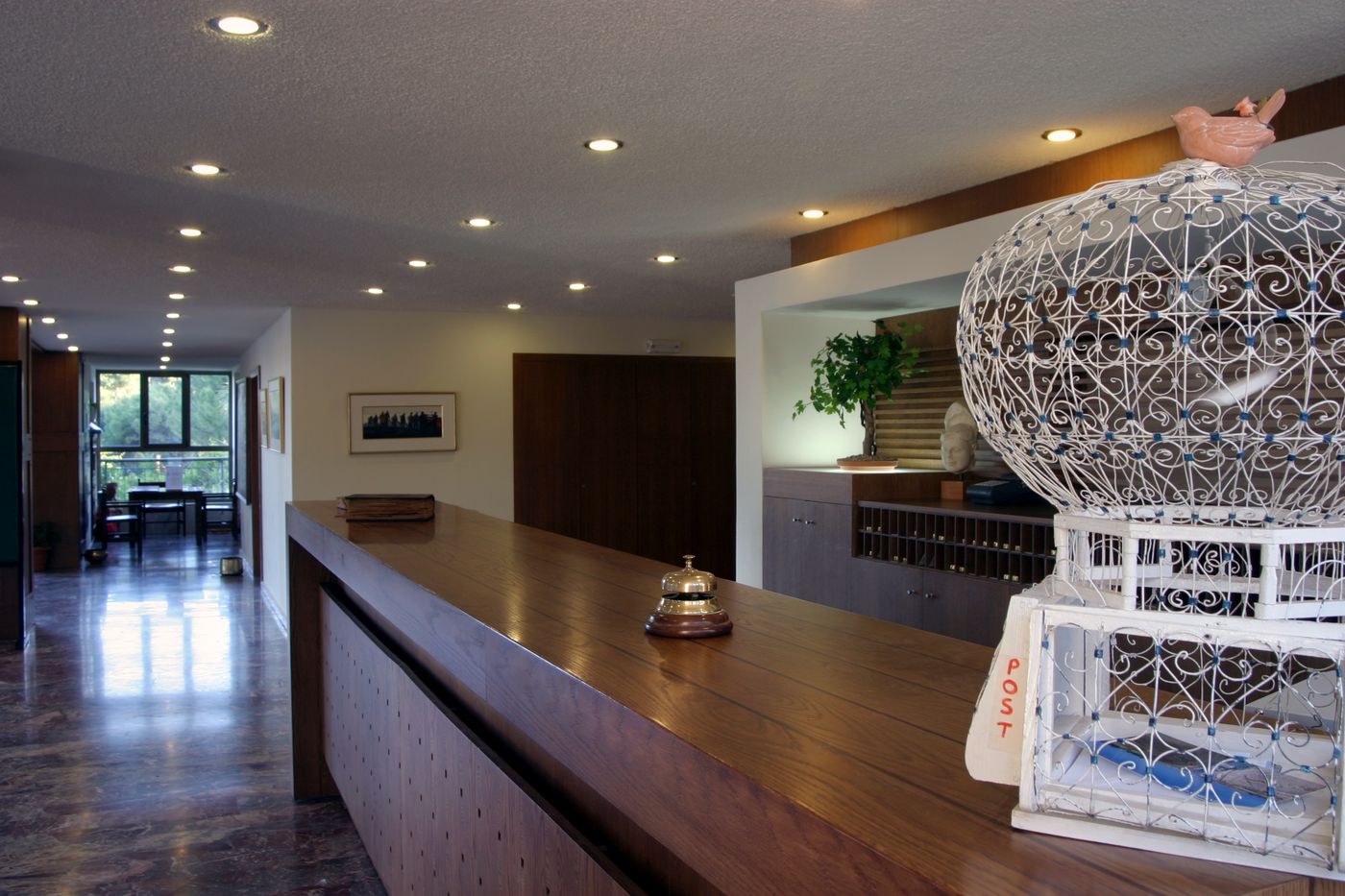 Kalamaki-Beach-Lobby-41