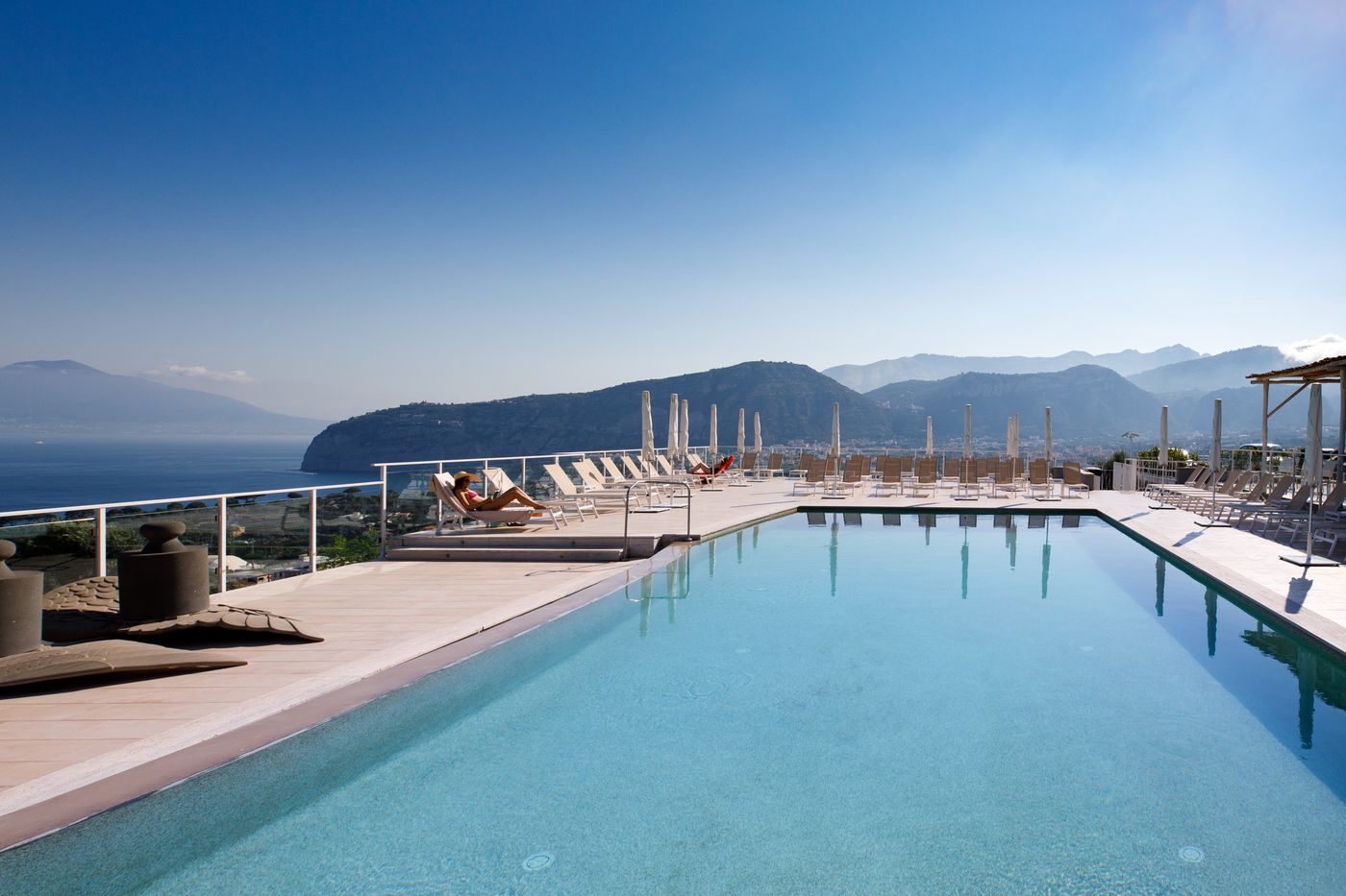 Art-Hotel-Gran-Paradiso-Pool-2