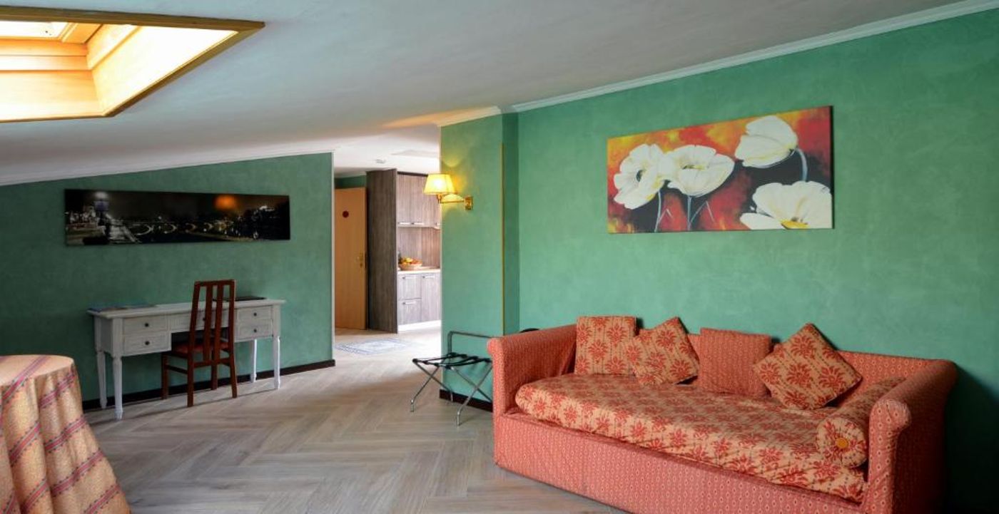 Plaza - Italy - TURIN - Room - 6