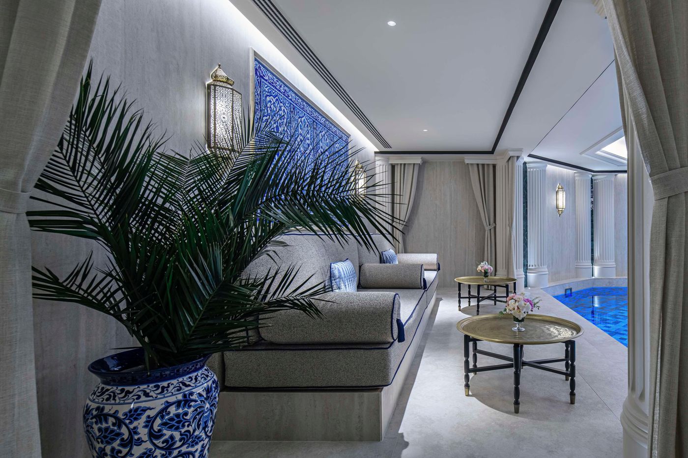 Ciragan-Palace-Kempinski-Istanbul-Pool-97