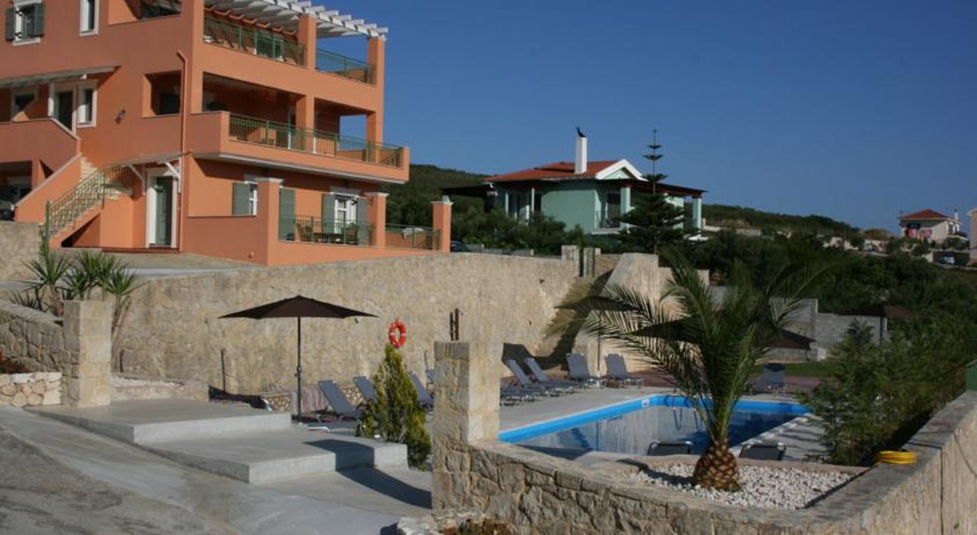 Lagoon View Apartments - Adults Only