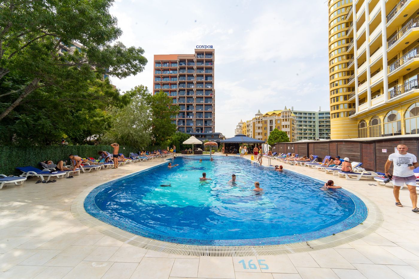 MPM-Hotel-Condor-Pool-5