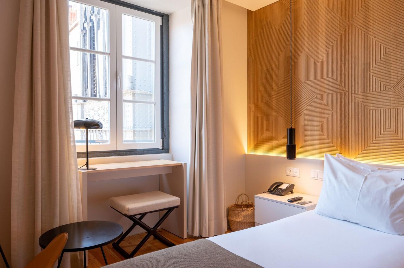 Tempo-FLH-Hotels-Room-22