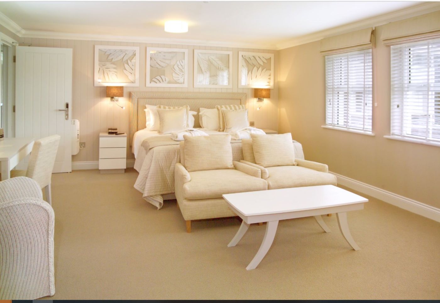 La-Place-Hotel-Room-7