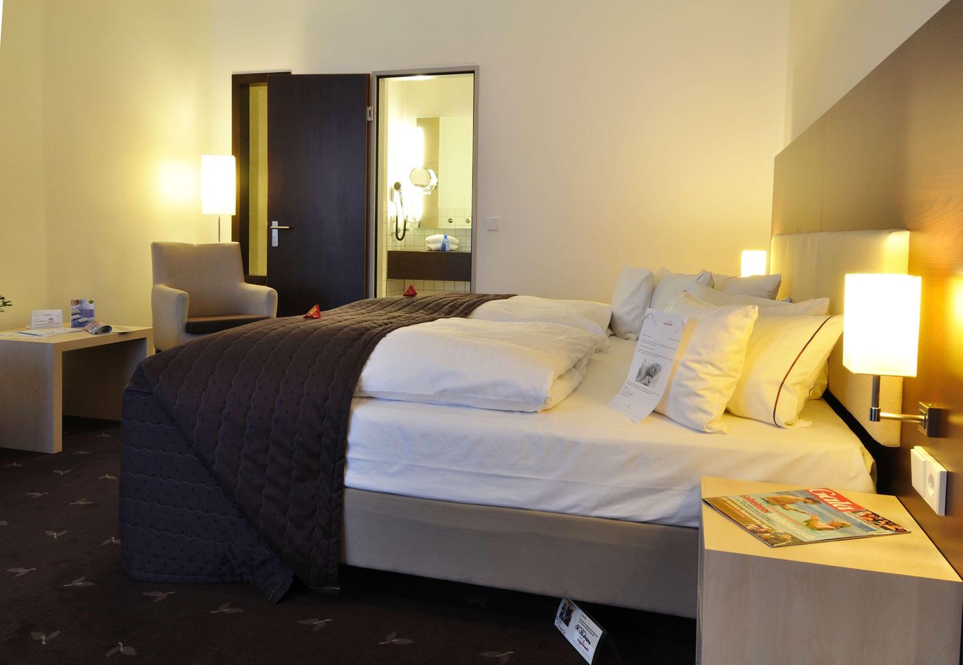 Hotel Esplanade-Germany-DORTMUND-Room-9
