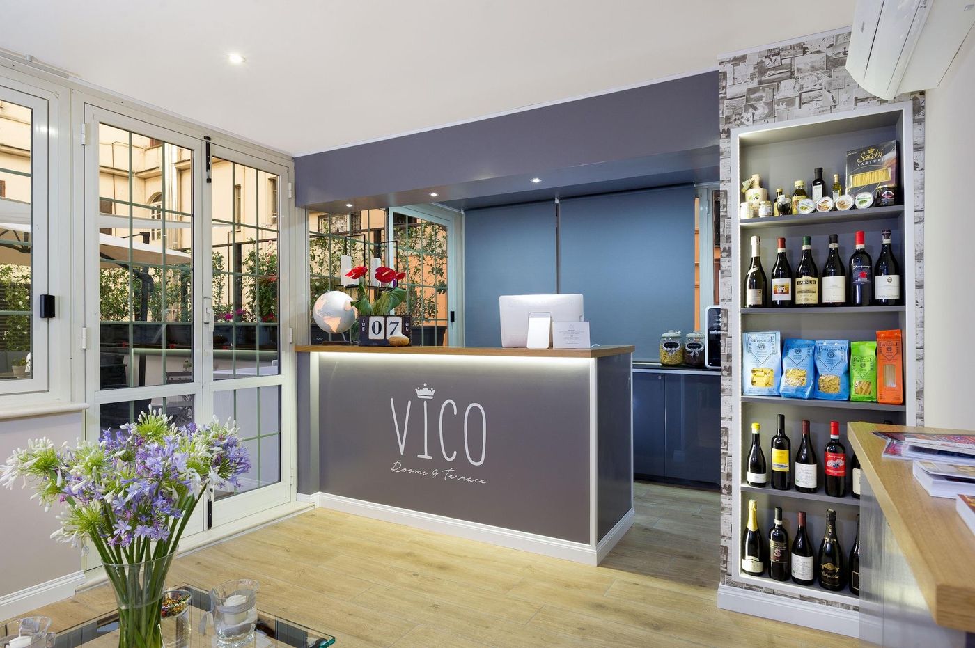 Vico-Rooms-And-Terrace-Lobby-10