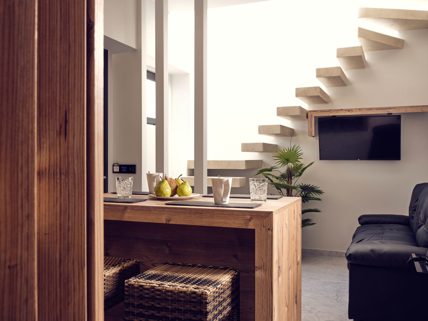 Savvas & Joanna Boutique