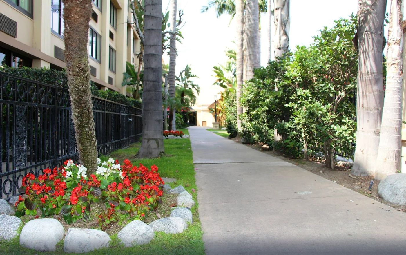 Doubletree-by-Hilton-Buena-Park-Terrace-8