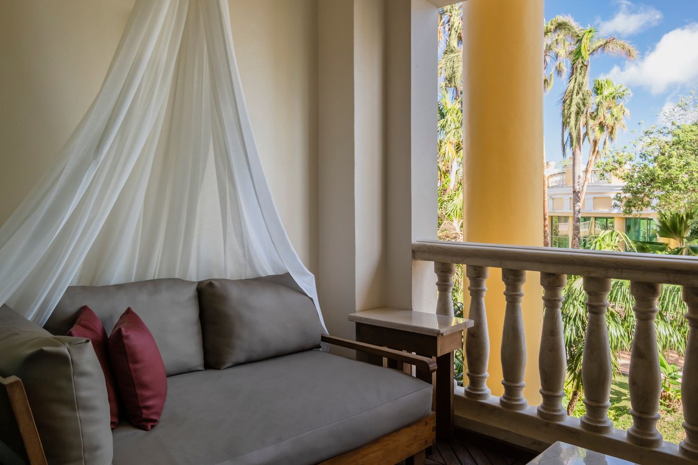 Iberostar-Grand-Paraiso-All-Inclusive-Room-82