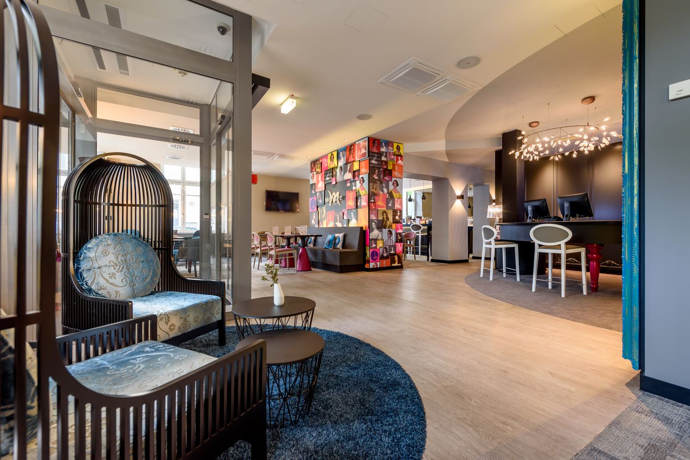 Mercure-Hotel-Muenchen-am-Olympiapark-Lobby-3