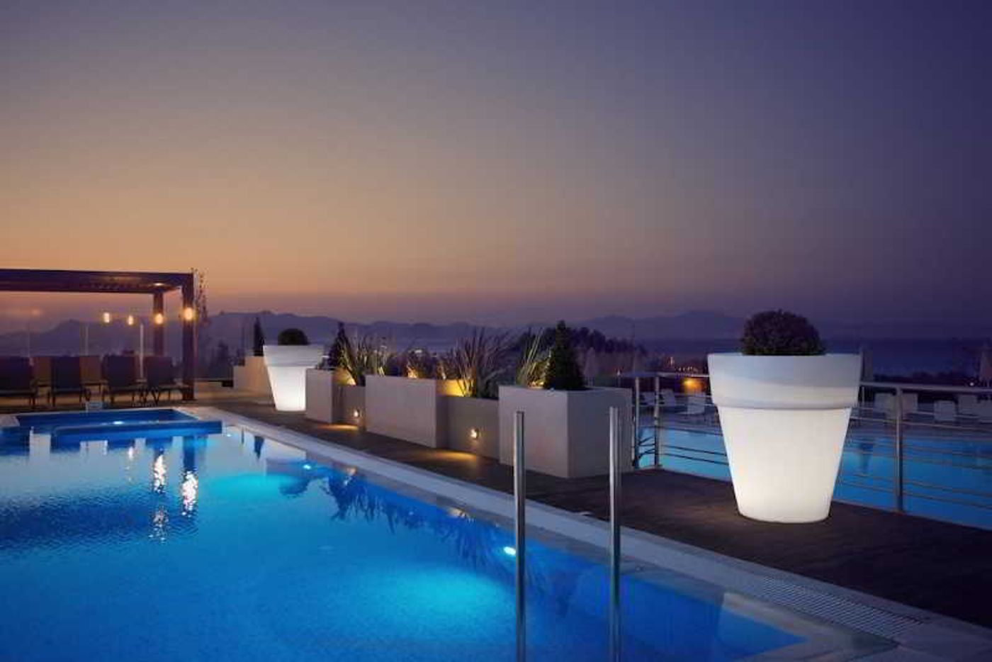 Kipriotis-Panorama-and-Suites-Pool-8