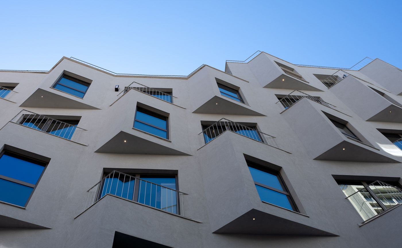 Mitsis-N-U-Piraeus-Port-General-view-33