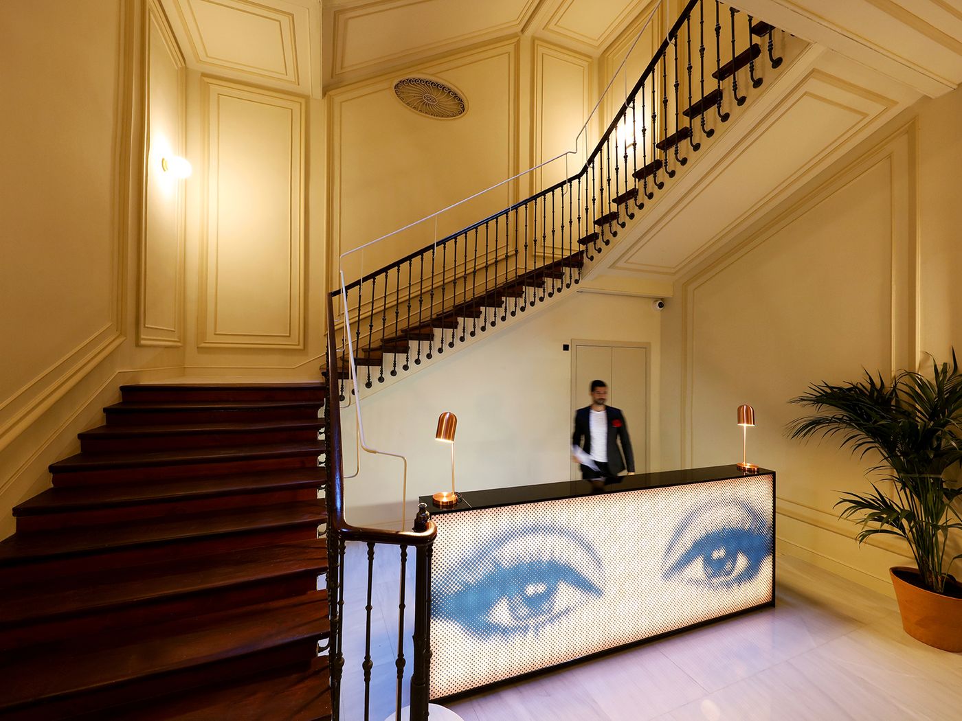 Axel-Hotel-Madrid---Adults-Only-Lobby-12