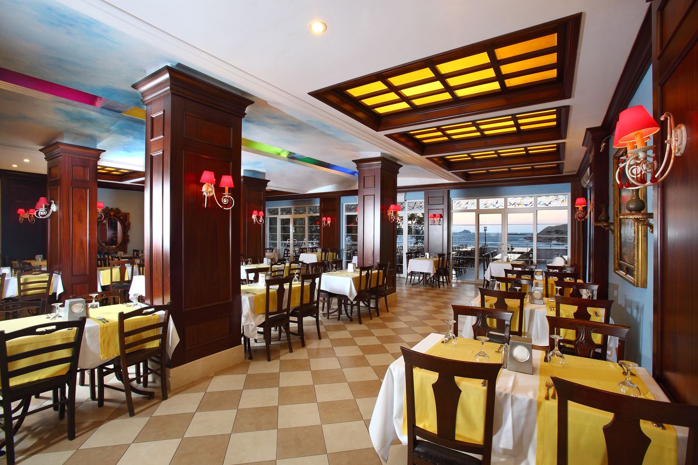 Cactus Mirage Family Club