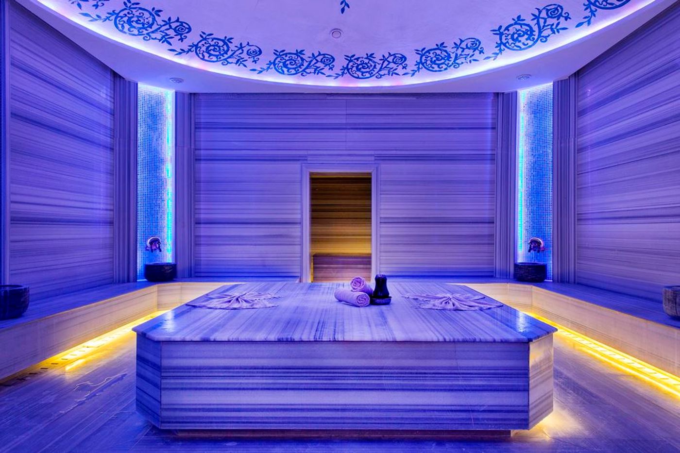 Marti-Hemithea-Sports-and-Entertainment-40