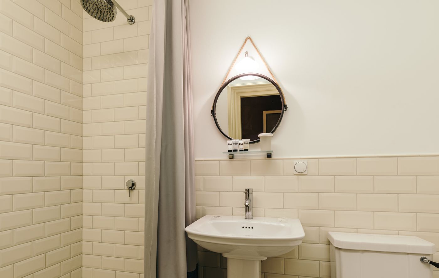 Merchants-House-Room-30