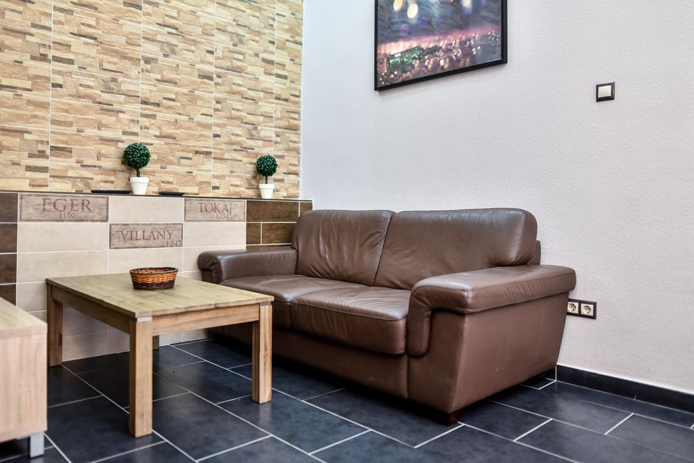 Corvin-Point-Hostel-Lobby-2