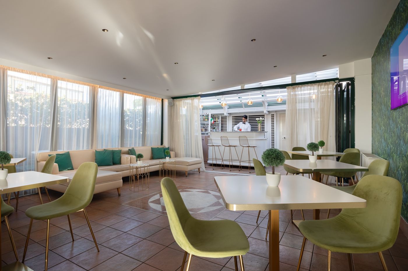 Palladium-Palace-Bar-3