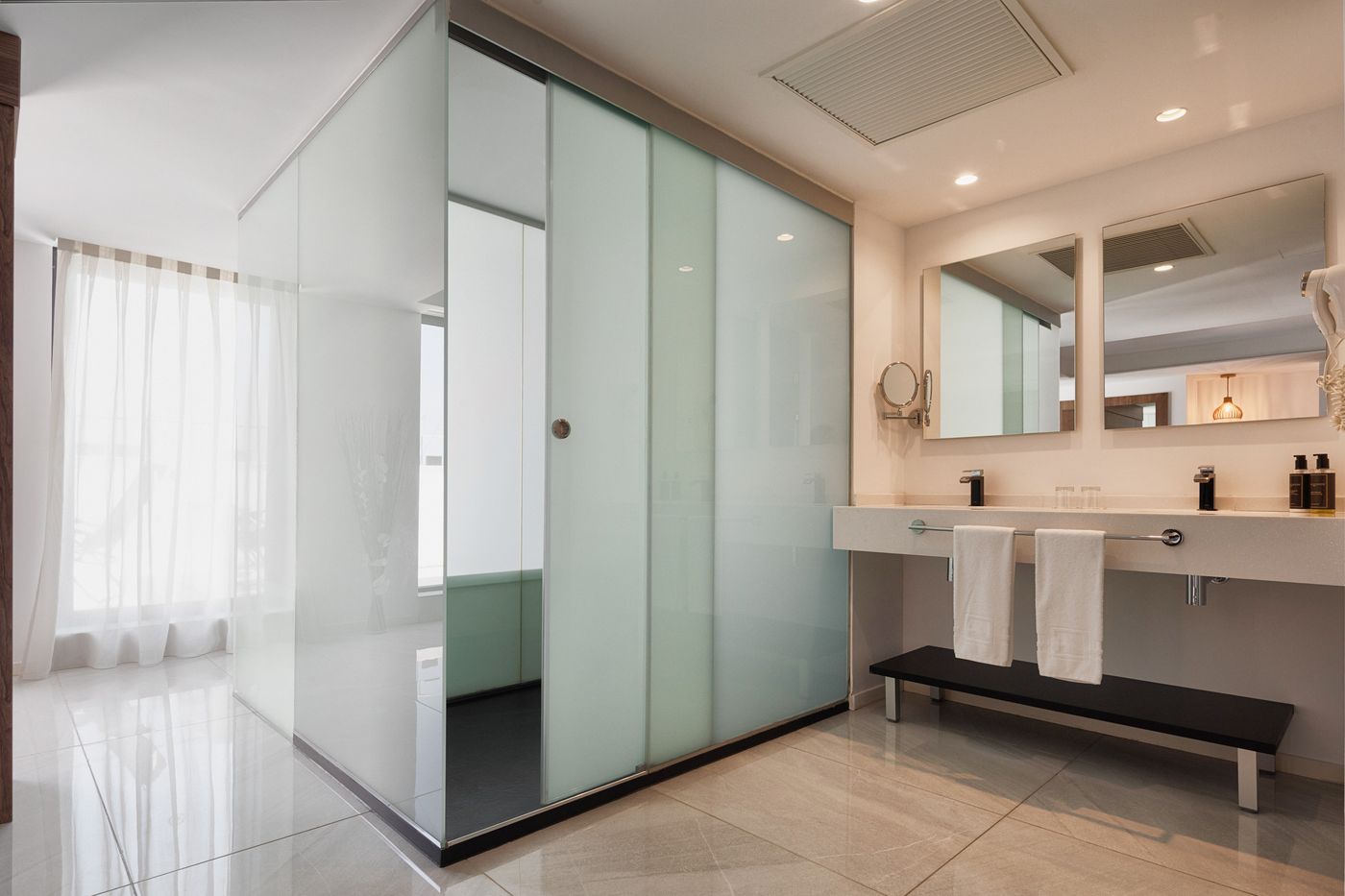 El-Puerto-Ibiza-Hotel---Spa-Room-51