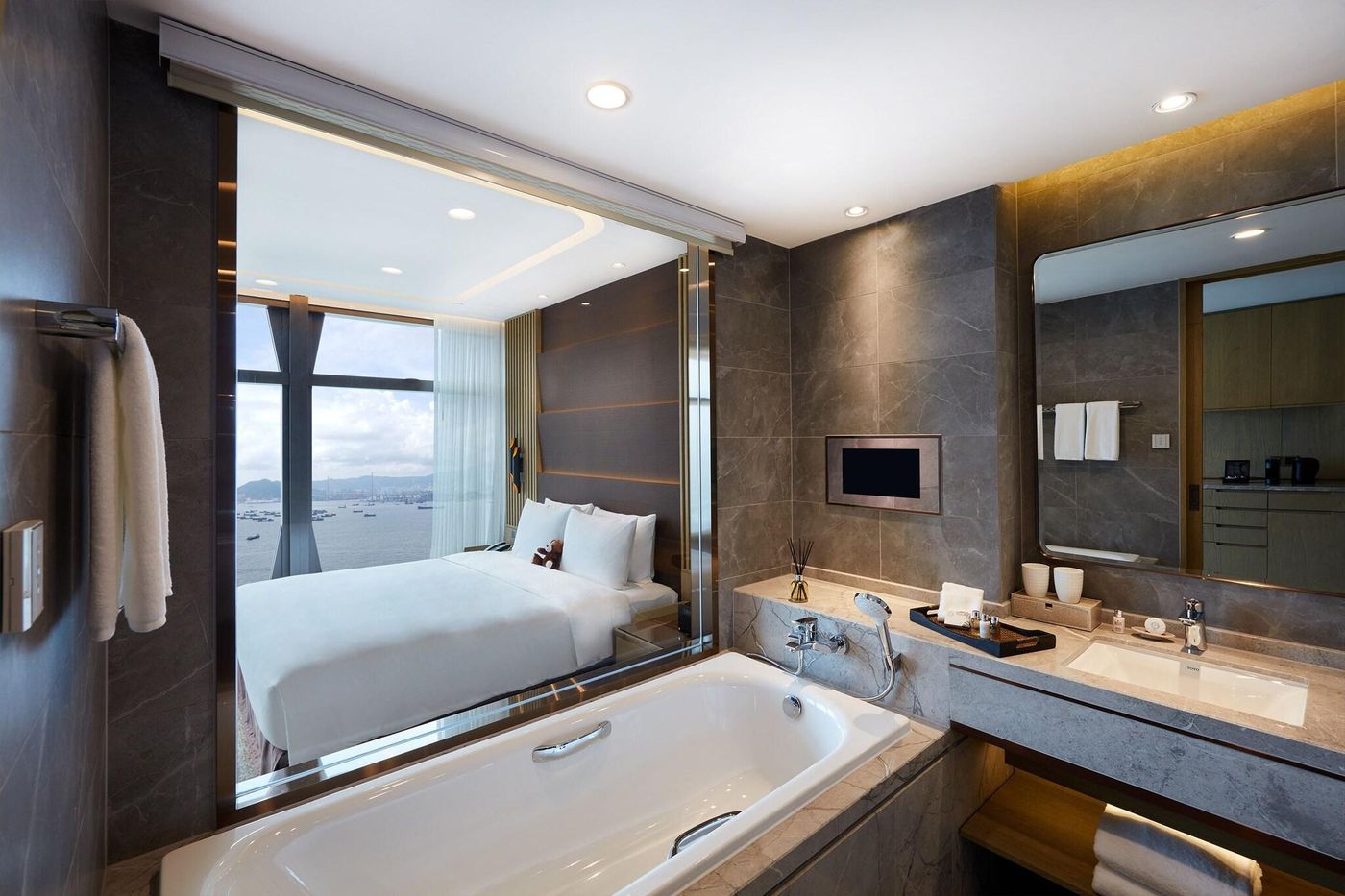 One-Eight-One-Hotel-Serviced-Residences-Room-23
