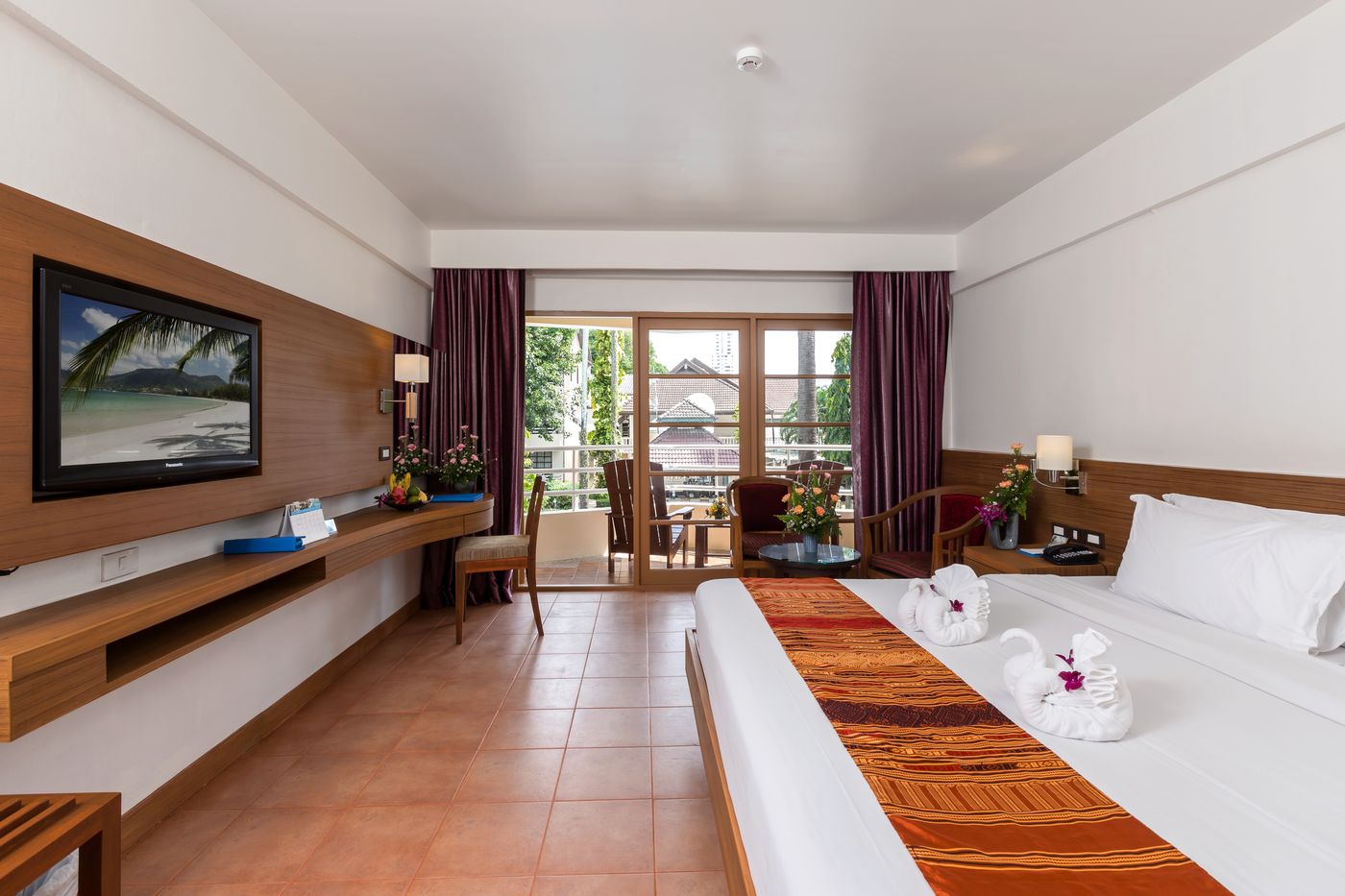 Thara-Patong-Beach-Resort-Room-34