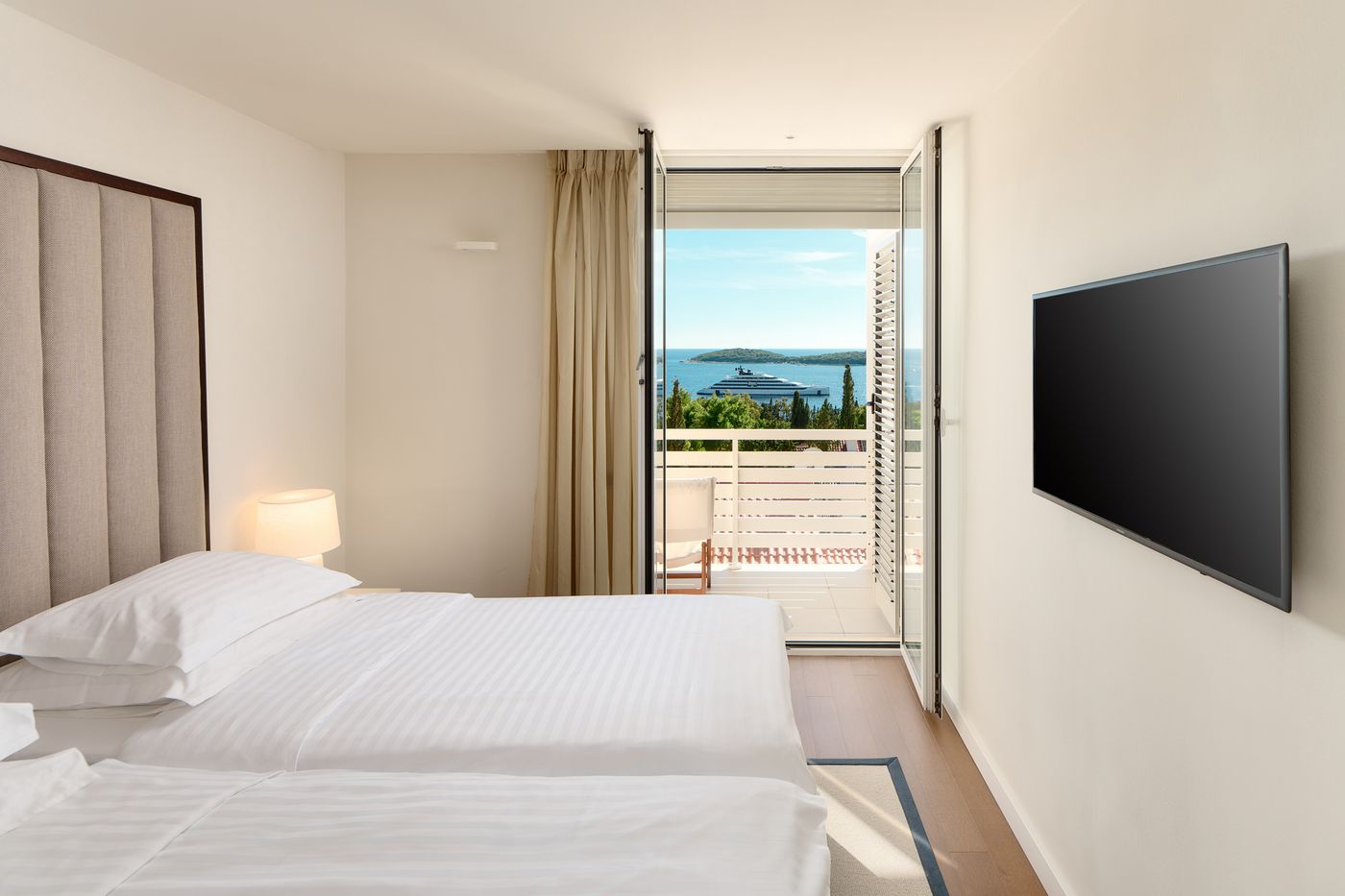 Amfora-Hvar-Grand-Beach-Resort-Room-50