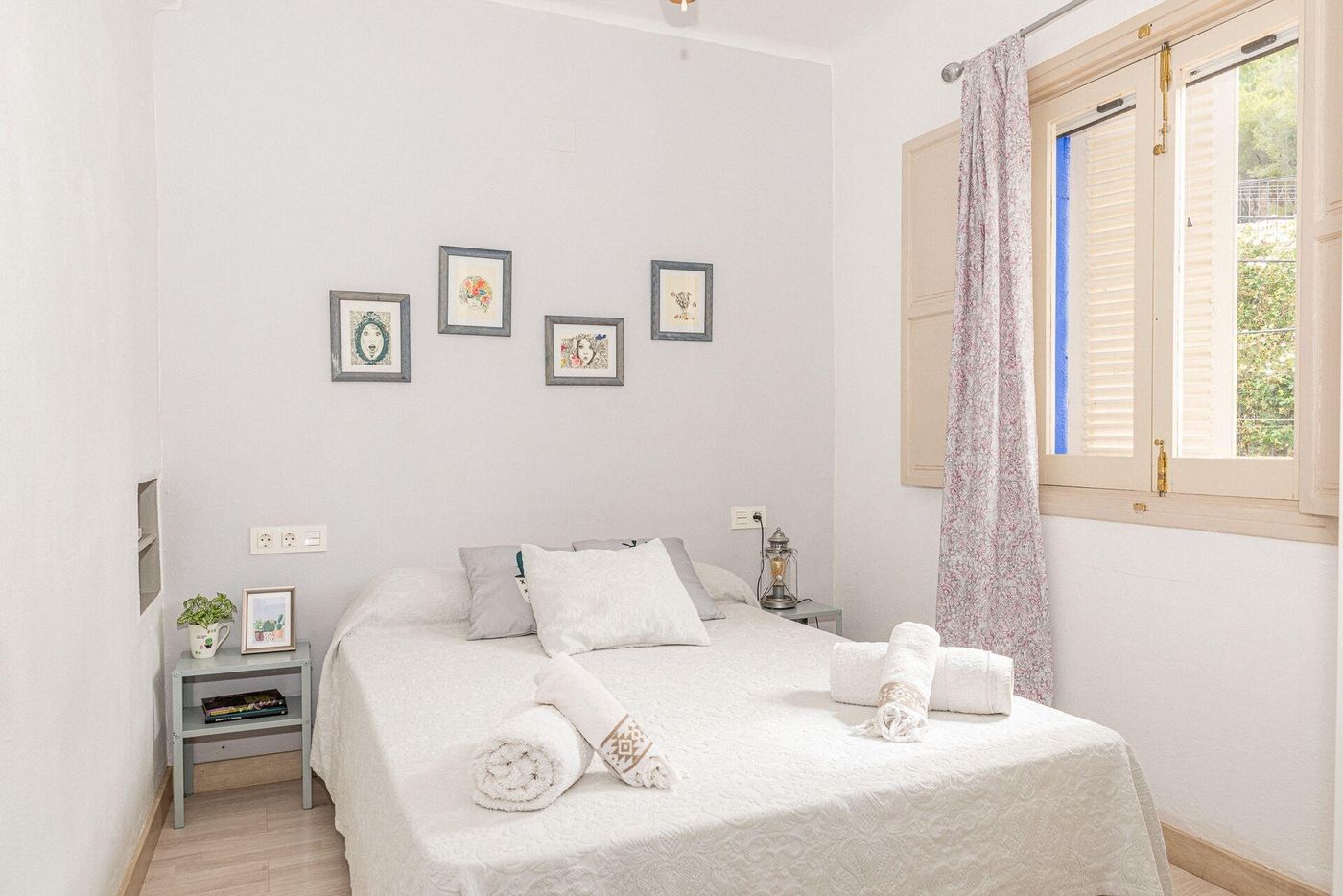 Blue-Castle-Malaga-Room-32