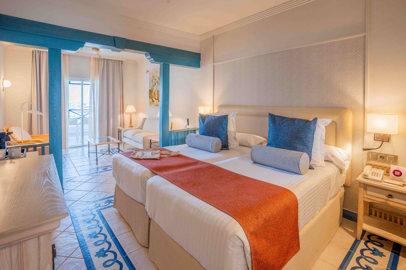 Hotel-LIVVO-Volc--n-Lanzarote-Room-29