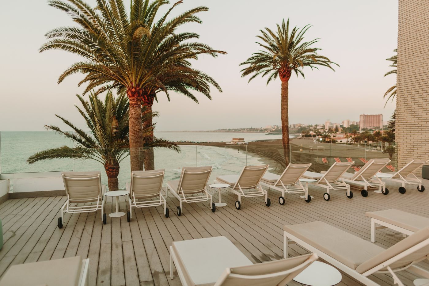 DON GREGORY by Dunas - Adults Only