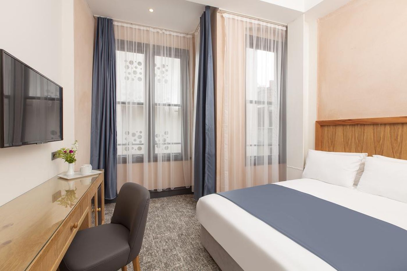 Premist-Hotel-Taksim-Room-16