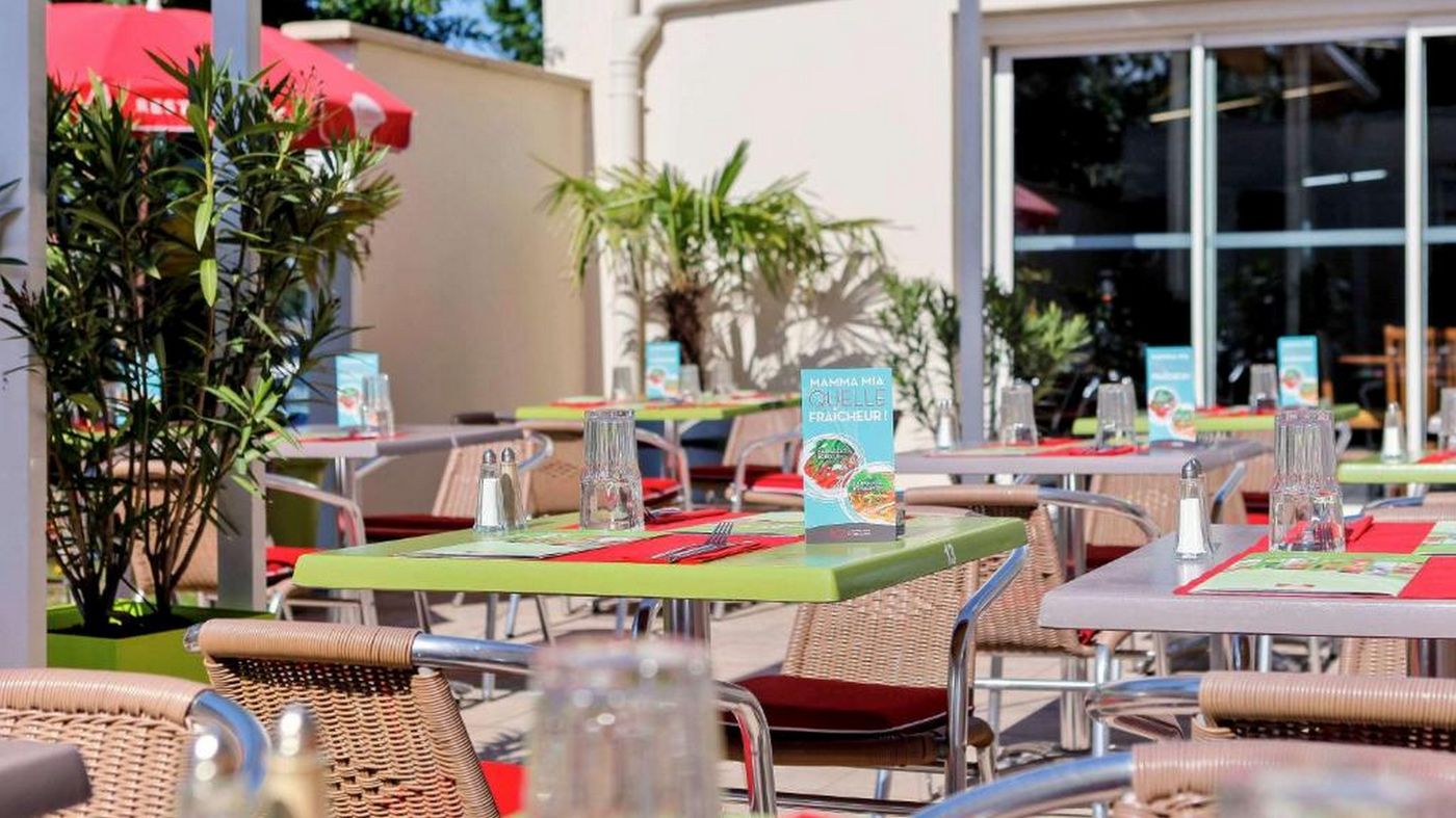 ibis Lyon Est Bron - France - Lyon - Terrace - 3