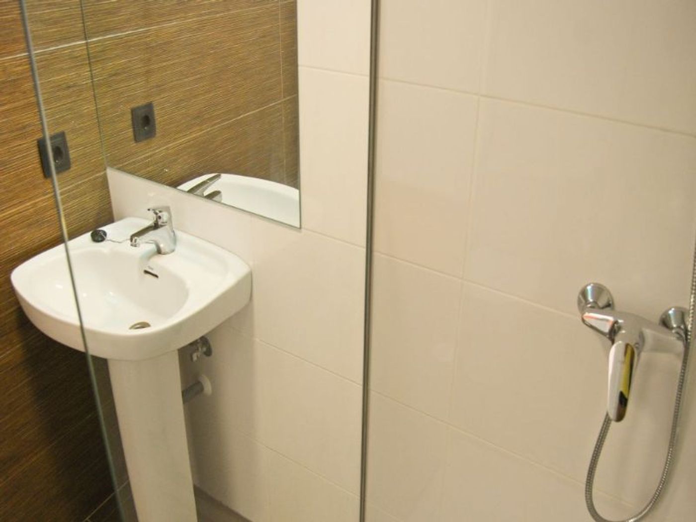 Now-Benidorm---Adults-Recommended-Room-13