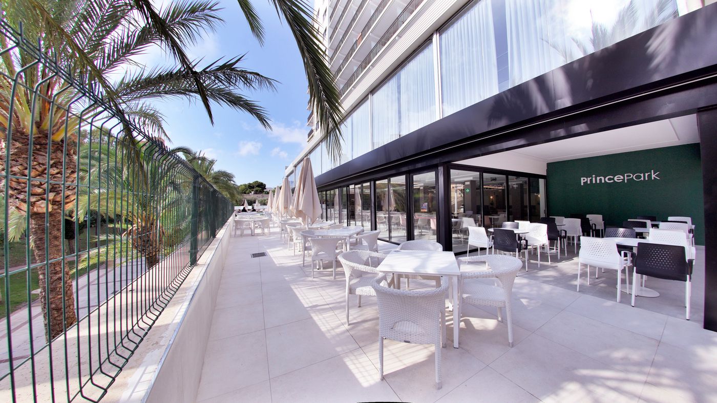 Prince-Park-Hotel-Terrace-9