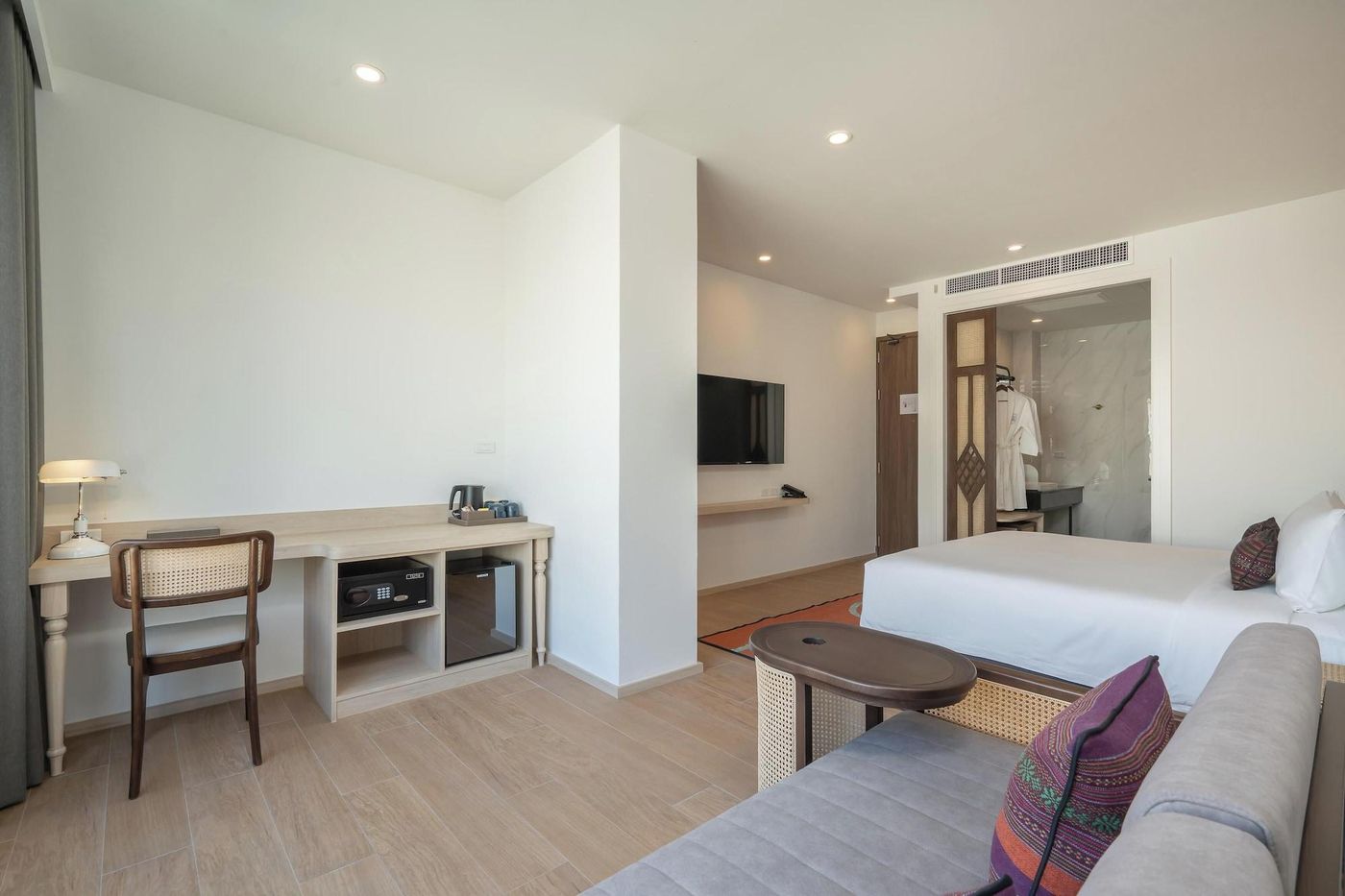 Pranakorn-Heritage-Hotel-Room-35