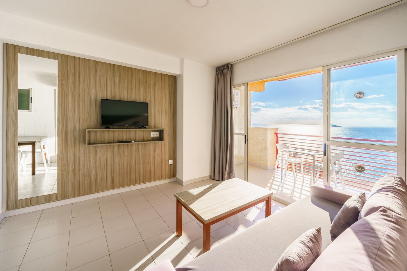 El-Faro-By-MC-Room-4