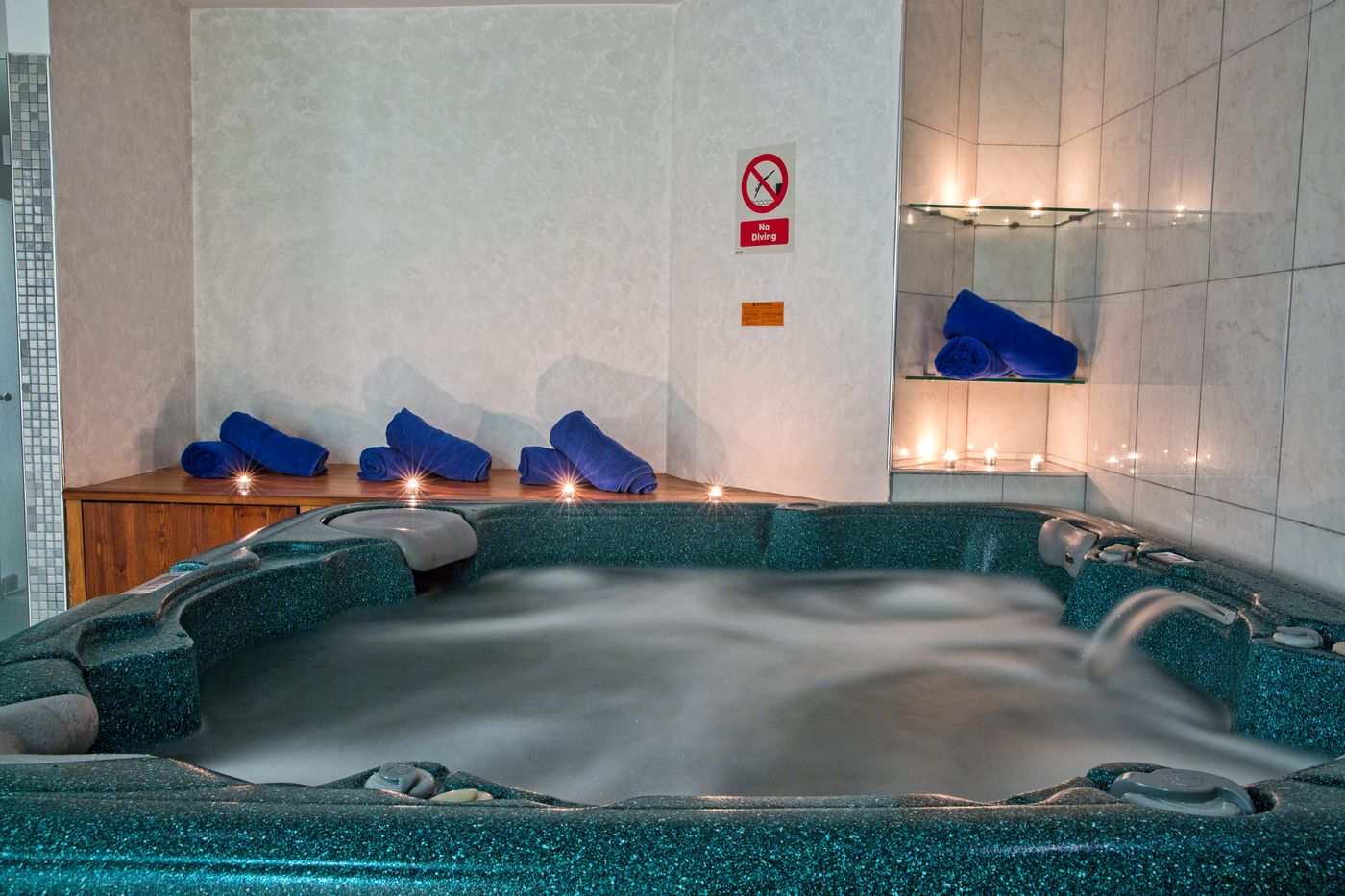 Blue-Sky-City-Beach-Hotel---Adults-Only-Sports-and-Entertainment-46