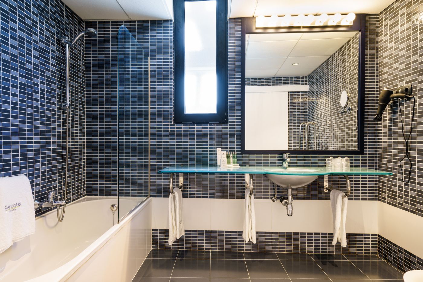 Sercotel-Malaga--ex-Silken-Puerta--Room-27