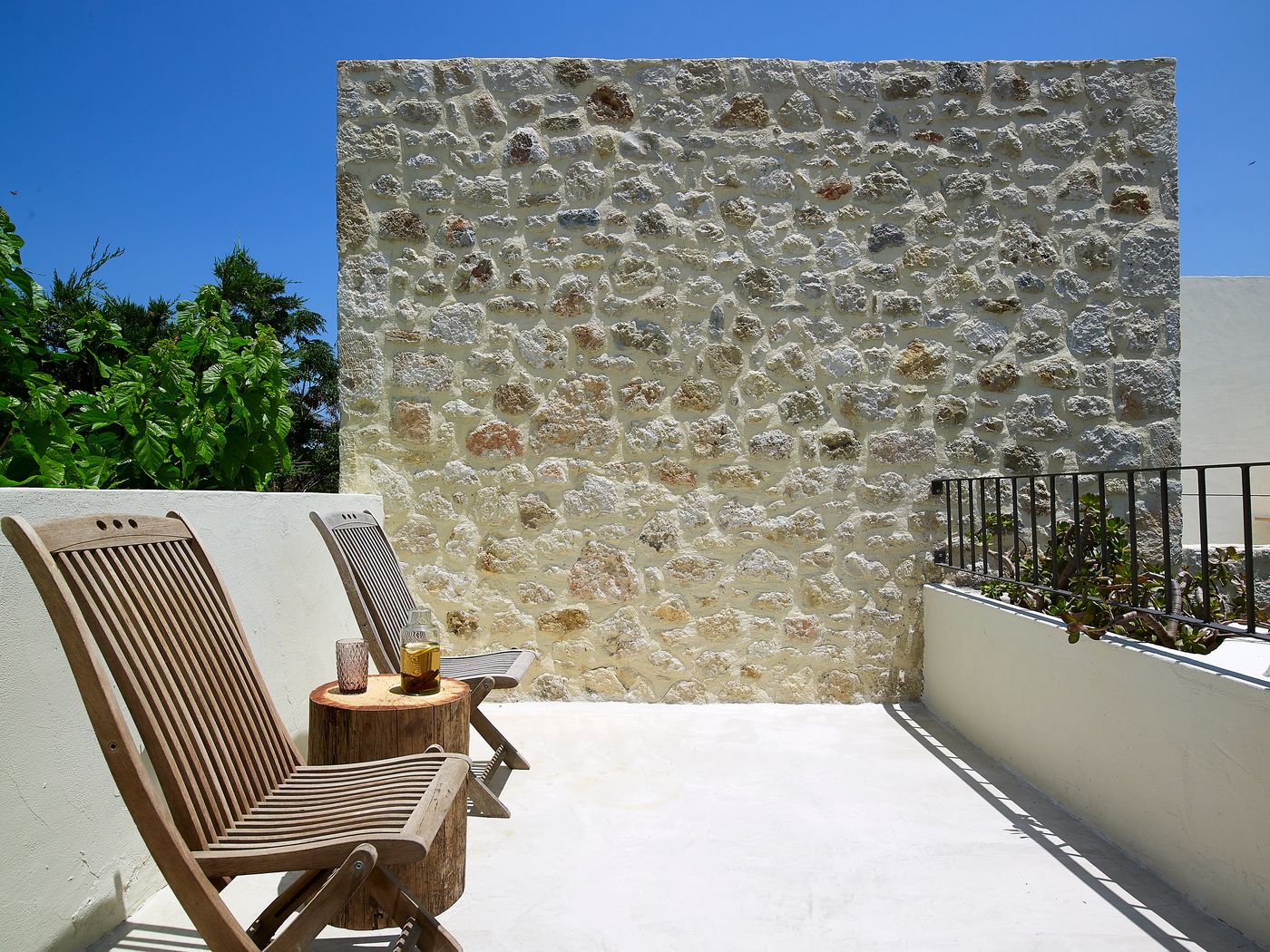 IridaChic-Boutique-Hotel---Spa-Room-6