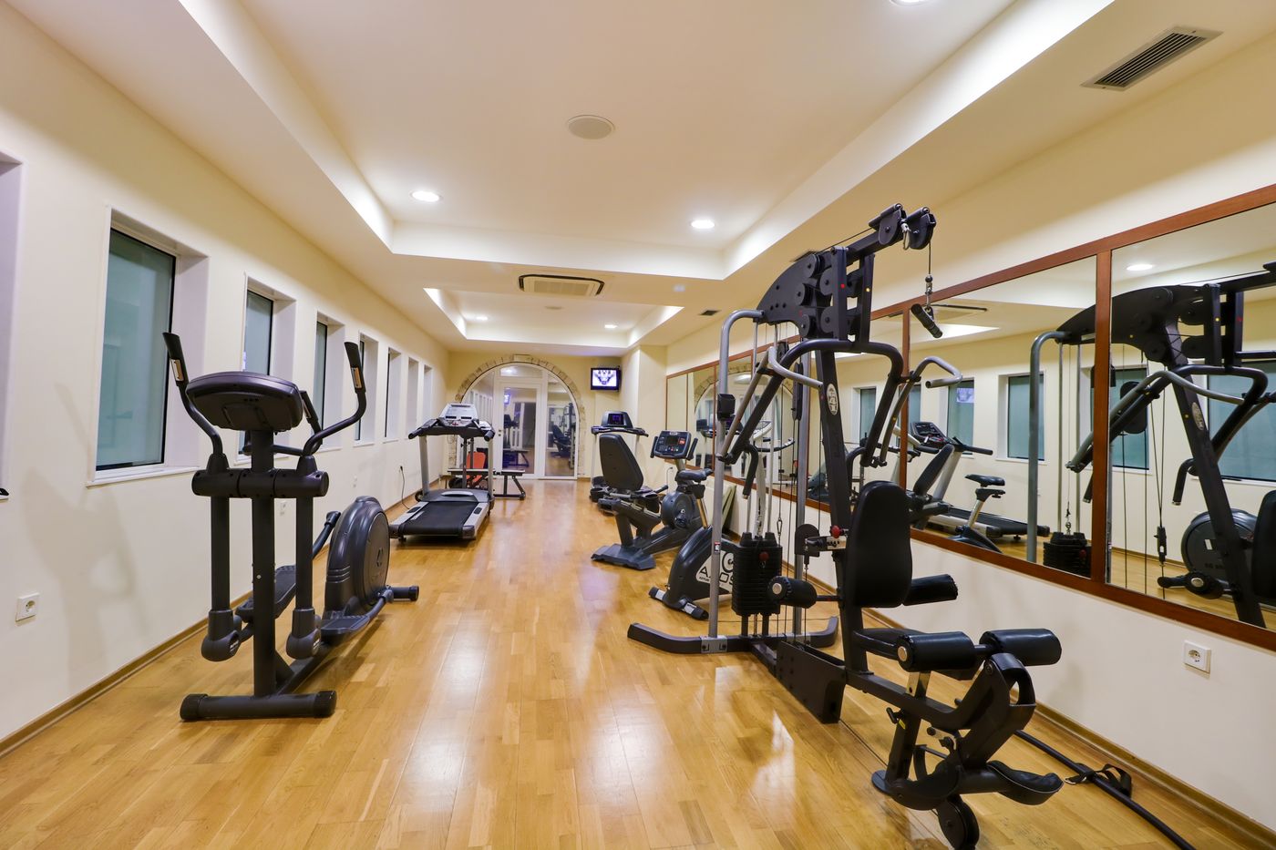 Aegean-Melathron-Thalasso-Spa-Hotel-Sports-and-Entertainment-75