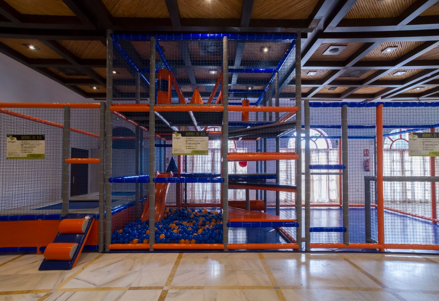 Ibersol-Almunecar-Beach-Spa-Sports-and-Entertainment-47