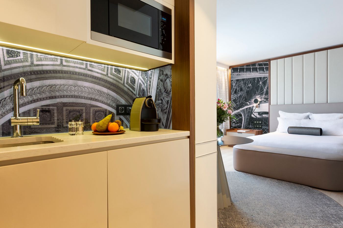 La-Clef-Tour-Eiffel-Paris-by-The-Crest-Collection-Room-5