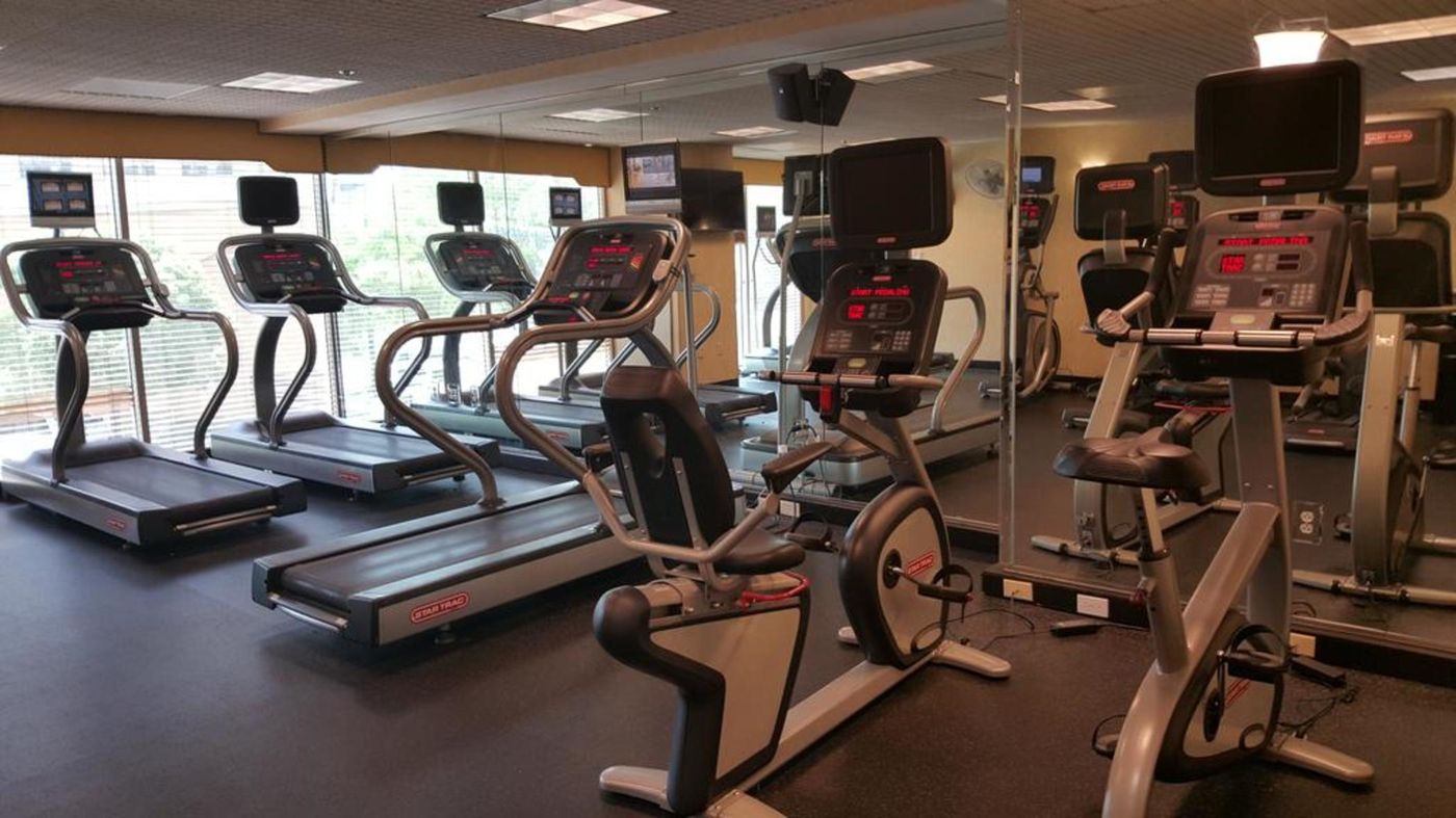 Anaheim-Marriott-Suites-Sports-and-Entertainment-38