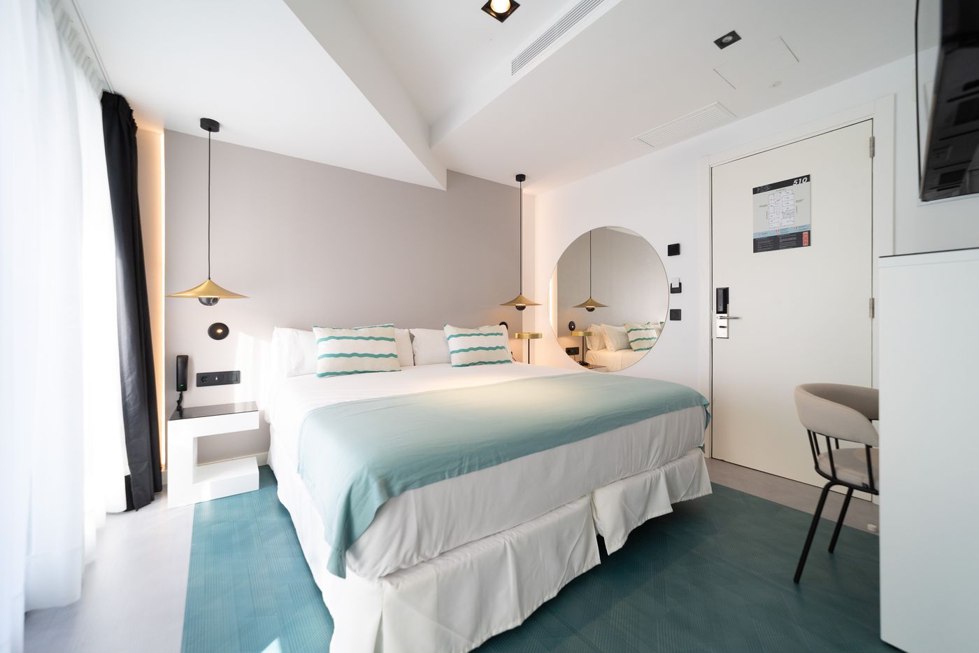 Puerto de la Luz by Pierre & Vacances