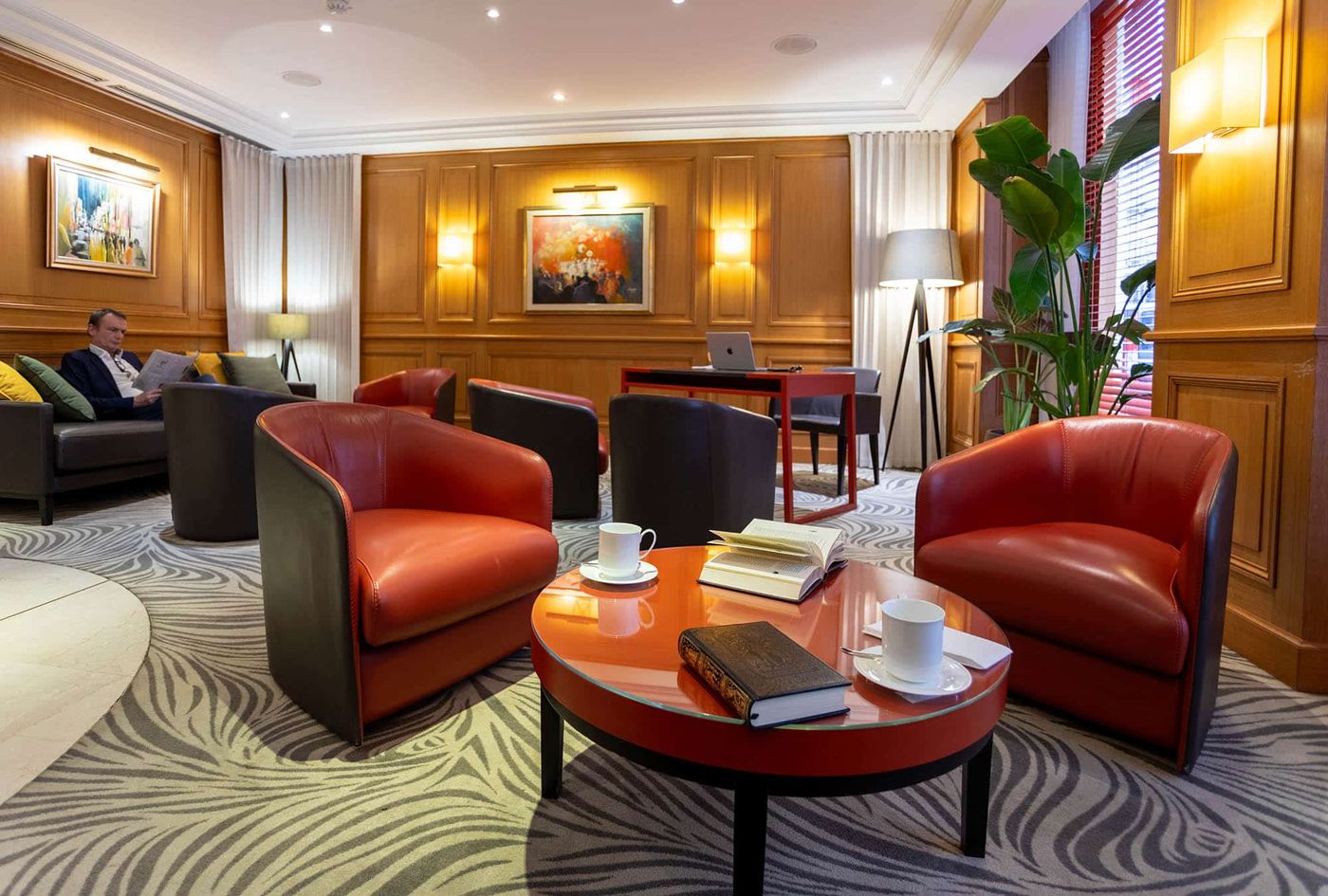 Hotel-Etats-Unis-Opera-Lobby-4